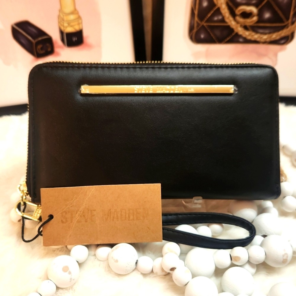 Steve Madden Black Wallet/Wristlet NWT